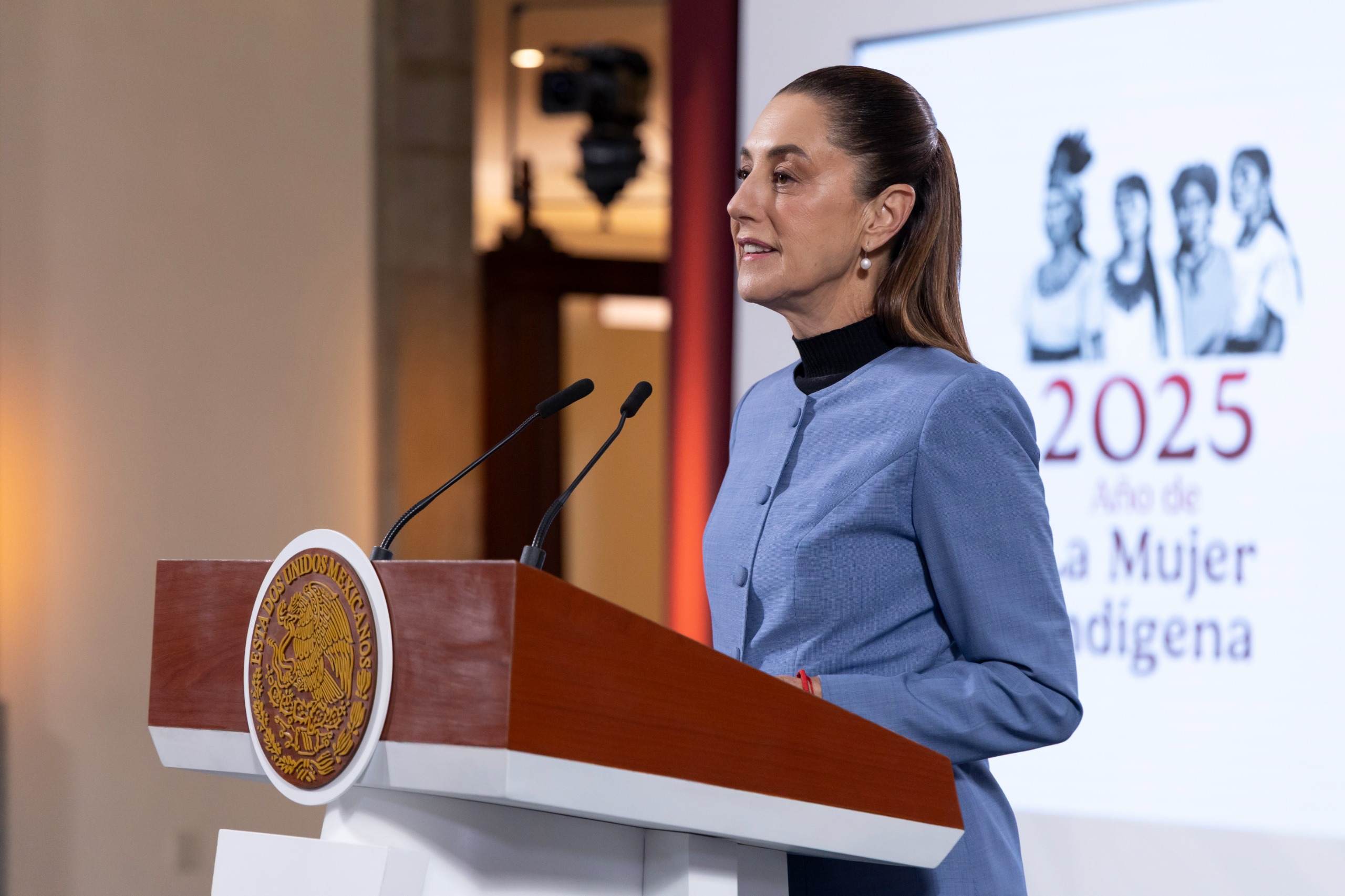 La Presidenta Claudia Sheinbaum Pardo informó que, luego de las consultas públicas al pueblo de México, que serán realizadas por la Comisión Presidencial para la Reforma Electoral de septiembre a diciembre de 2025, la propuesta de reforma electoral será enviada en enero de 2026 al Congreso de la Unión.