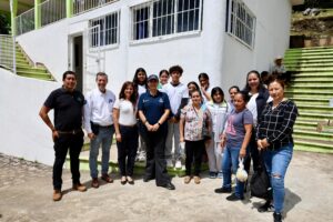 Entrega Martha Soto apoyos a Telebachilleratos Comunitarios en Landa de Matamoros