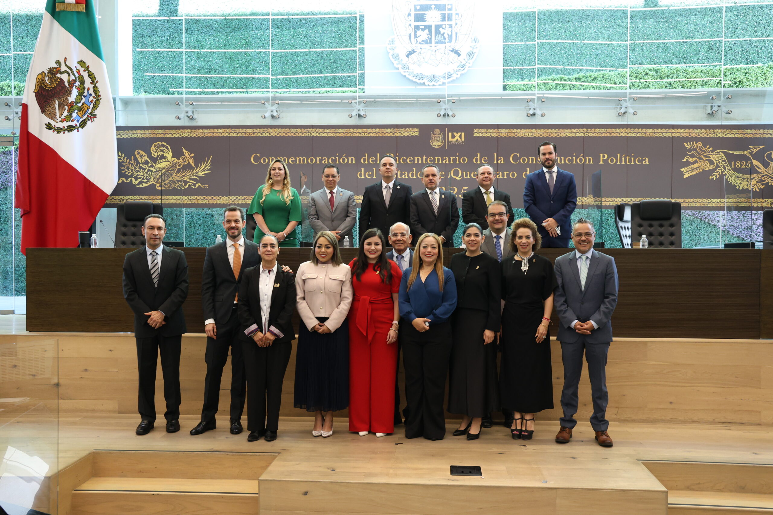 Entrega Eric Gudiño a la LXI Legislatura el Cuarto Informe del Poder Ejecutivo del Estado