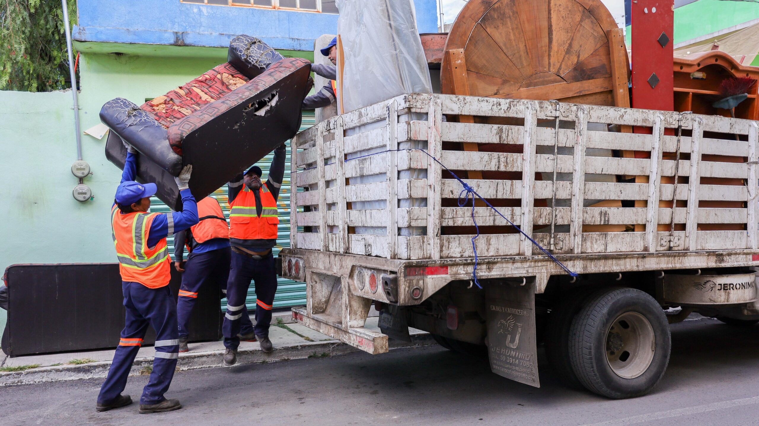 Inicia Campaña de Recolección de Tiliches en 29 colonias de Corregidora