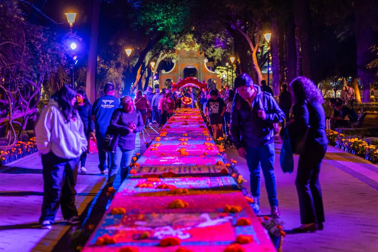 Más de 75 mil personas se dieron cita en el Festival de Día de Muertos en la Alameda Hidalgo