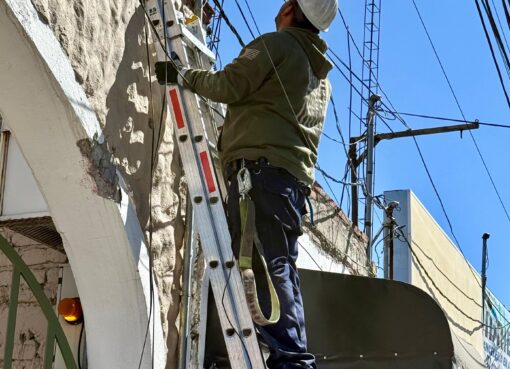 Avanza a 96% meta de retiro de cableado en desuso hacia el cierre de año