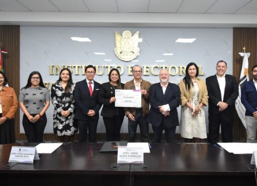 Entrega IEEQ 18.2 millones de pesos al CONCYTEQ