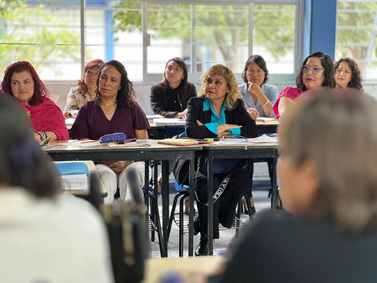 Lanza USEBEQ convocatoria para reconocer al personal Directivo