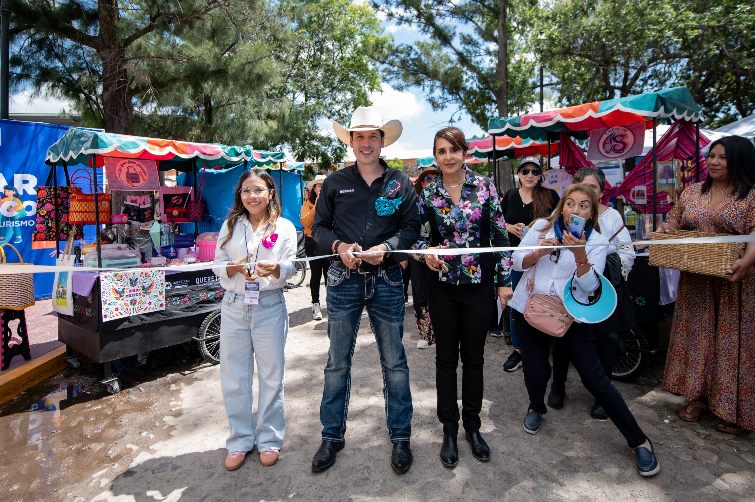 Rodrigo Monsalvo impulsa la economía local con el proyecto “Bazar Turístico” en El Marqués.