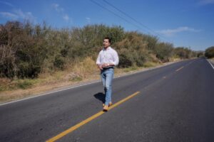 Entrega Rehabilitación de Carretera Municipal, Felifer Macías.