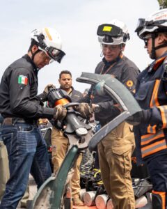 Fortalece Rodrigo Monsalvo a Protección Civil con nuevas unidades y equipamiento especializado.