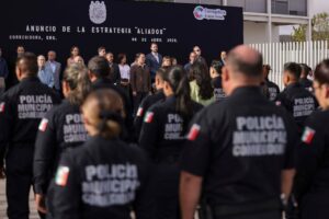 Chepe Guerrero anuncia beneficios en alimentación y educación para policías