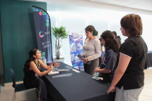 Corregidora otorga más de 23 mil servicios en salud, educación, empleo y cultura a las juventudes