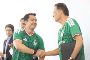 Mauricio Kuri y Felifer Macías anuncian Zona Fest para el Mundial 2026