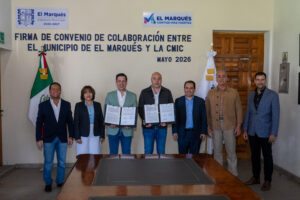 Rodrigo Monsalvo consolida convenio con los Constructores Queretanos.
