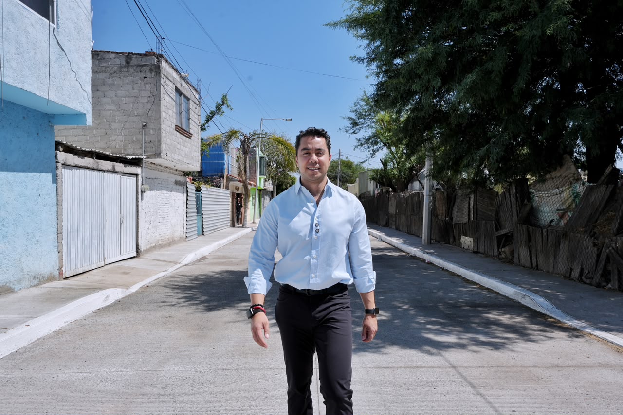 Entrega Felifer Macías Obras en Santa María Magdalena.