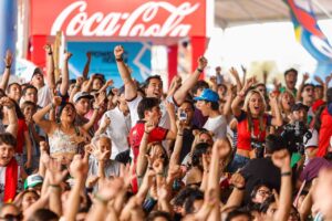Miles de Personas Acudieron a la Zona Fest.