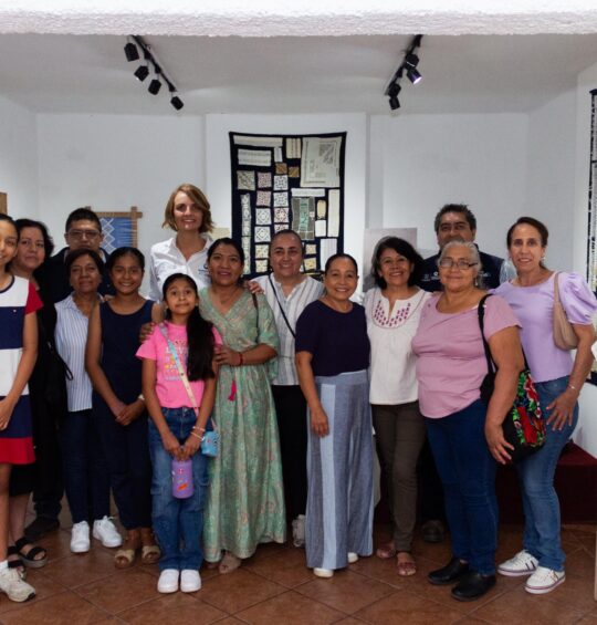 Inaugura López Birlain la muestra Randa del Tiempo
