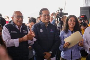 Entrega Chepe Guerrero Nuevas Vialidades.