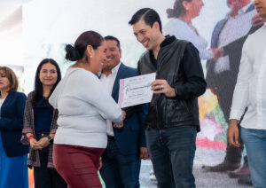 Rodrigo Monsalvo fortalece la salud mental de las familias marquesinas con Centro Vive