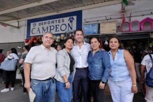 Cuenten conmigo para que el Mercado Mariano Escobedo sea el más tradicional, bonito y emblemático de la capital: Felifer Macías